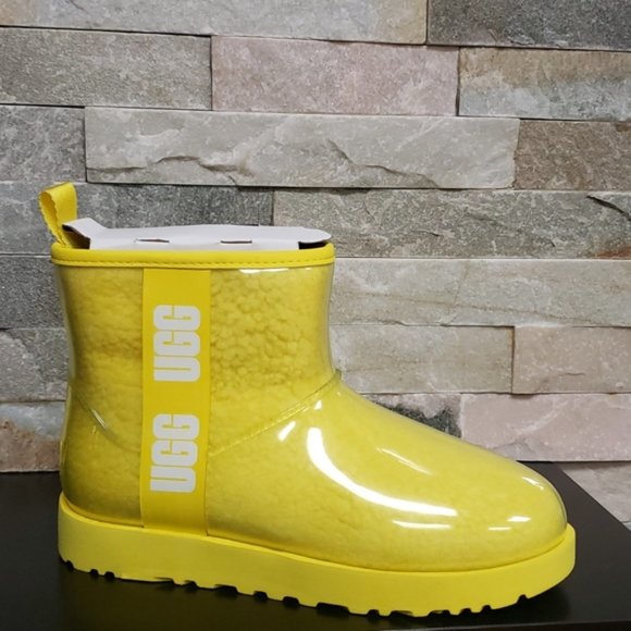 🎁 UGG Classic Clear Mini Waterproof Boot - Picture 3 of 4